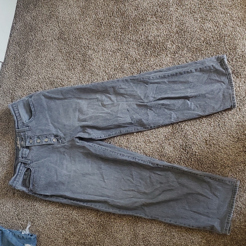 pants - Picture 3 of 4